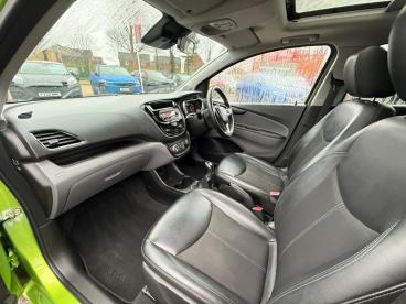 SPOTICAR Vauxhall Viva 1.0i Sl Euro 6 5dr Used Car - City Car Petrol Green - Wantage - 1200570595_5