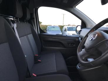 SPOTICAR Vauxhall Vivaro 1.5 Turbo D 2900 Prime L1 H1 Euro 6 (s/s) 6dr Used Car - Commercial Vehicle Diesel White - Bangor - 1200555549_4