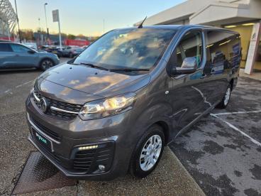 SPOTICAR Vauxhall Vivaro 2.0 Turbo D 3100 Sportive Crew Van L2 H1 Euro 6 (s Used Car - Commercial Vehicle Diesel Grey - Southampton - 1200562281_3