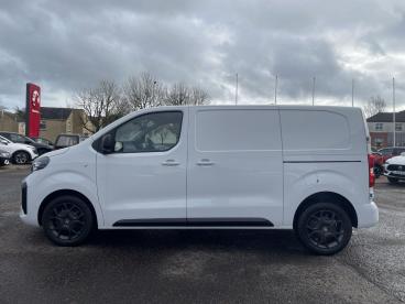 SPOTICAR Vauxhall Vivaro 1.5 Turbo D Pro Swb Euro 6 (s/s) 6dr Used Car - Commercial Vehicle Diesel White - Enniskillen - 1200565889_4