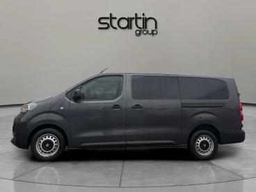 SPOTICAR Vauxhall Vivaro 2.0 Turbo D Prime Xl Panel Van Auto Lwb Euro 6 (s/ Used Car - Commercial Vehicle Diesel Grey - Redditch - 1200576083_4