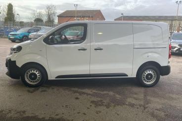 SPOTICAR Vauxhall Vivaro 1.5 Turbo D Prime Swb Euro 6 (s/s) 6dr Used Car - Commercial Vehicle Diesel White - Dartford - 1200578442_4
