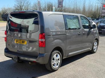 SPOTICAR Vauxhall Vivaro 2.0 Turbo D 3100 Elite Auto L1 H1 Euro 6 (s/s) 5dr Used Car - Commercial Vehicle Diesel Grey - Wantage - 1200587508_5