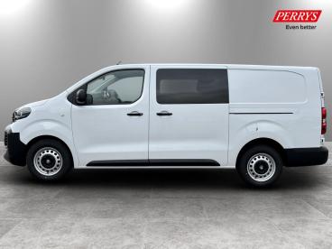 SPOTICAR Vauxhall Vivaro 2.0 Turbo D Prime Xl Crew Van Lwb Euro 6 6dr Used Car - Commercial Vehicle Diesel White - Sittingbourne - 1200600560_4