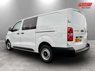 SPOTICAR Vauxhall Vivaro 2.0 Turbo D Prime Xl Crew Van Lwb Euro 6 6dr Used Car - Commercial Vehicle Diesel White - Sittingbourne - 1200600560_5