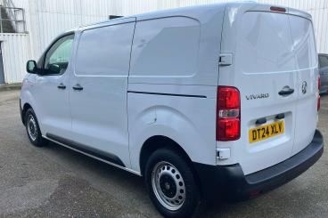 SPOTICAR Vauxhall Vivaro 1.5 Turbo D Prime Swb Euro 6 (s/s) 6dr Used Car - Commercial Vehicle Diesel White - Welling - 1200612984_2