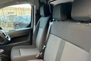 SPOTICAR Vauxhall Vivaro 1.5 Turbo D Prime Swb Euro 6 (s/s) 6dr Used Car - Commercial Vehicle Diesel White - Rochester - 1200613699_5