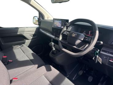 SPOTICAR Vauxhall Vivaro 2.2 Pro M Panel Van Swb Euro 6 (s/s) 6dr Used Car - Commercial Vehicle Diesel Black - Gloucester - 1200615557_3