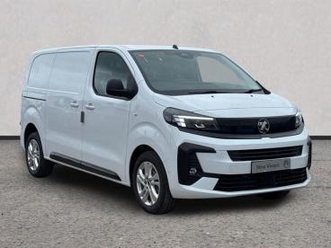 SPOTICAR Vauxhall Vivaro 2.2 Pro M Panel Van Swb Euro 6 (s/s) 6dr Used Car - Commercial Vehicle Diesel White - Cirencester - 1200615873_1