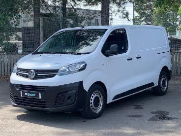 SPOTICAR Vauxhall Vivaro 1.5 Turbo D 2900 Prime L1 H1 Euro 6 (s/s) 6dr Used Car - Commercial Vehicle Diesel White - Perth - 1200617476_3