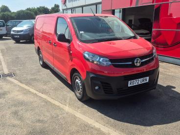 SPOTICAR Vauxhall Vivaro 1.5 Turbo D 2900 Dynamic L2 H1 Euro 6 (s/s) 6dr Used Car - Commercial Vehicle Diesel Red - Boston - 1200619335_1