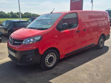 SPOTICAR Vauxhall Vivaro 1.5 Turbo D 2900 Dynamic L2 H1 Euro 6 (s/s) 6dr Used Car - Commercial Vehicle Diesel Red - Boston - 1200619335_3