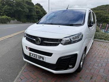 SPOTICAR Vauxhall Vivaro 2.0 Turbo D 3100 Elite Crew Van L2 H1 Euro 6 (s/s) Used Car -  Diesel White - Colwyn Bay - 1200624579_3
