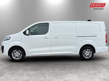 SPOTICAR Vauxhall Vivaro 1.5 Turbo D 2900 Sportive L2 H1 Euro 6 (s/s) 5dr Used Car - Commercial Vehicle Diesel White - Sittingbourne - 1200625008_4