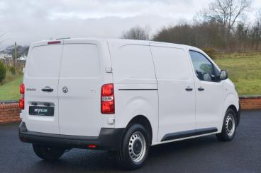 SPOTICAR Vauxhall Vivaro 1.5 Turbo D 2900 Prime L1 H1 Euro 6 (s/s) 6dr Used Car - Commercial Vehicle Diesel White - Ballymena County Antrim - 1200633942_4