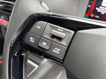 SPOTICAR Vauxhall Vivaro 2.2 Gs M Panel Van Auto Swb Euro 6 (s/s) 6dr Used Car - Commercial Vehicle Diesel White - Tonbridge - 1200642193_5