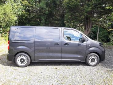 SPOTICAR Vauxhall Vivaro Vivaro-e 75kwh Prime Auto Swb 6dr (7.4kw Charger) Used Car - Commercial Vehicle Electric Grey - Cumnock - 1200533739_2
