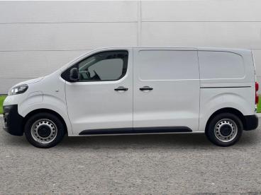 SPOTICAR Vauxhall Vivaro Vivaro-e 3100 75kwh Dynamic Auto L1 H1 6dr (7.4kw Charger) Used Car - Commercial Vehicle Electric White - Worksop - 1200545151_4