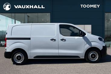 SPOTICAR Vauxhall Vivaro Vivaro-e 75kwh Prime Auto Swb 6dr (11kw Charger) Used Car - Commercial Vehicle Electric White - Basildon - 1200616006_4