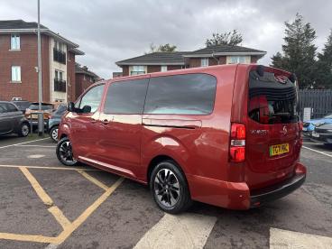 SPOTICAR Vauxhall Vivaro Life Vivaro-e Life 50kwh Elite Auto Lwb 5dr (8 Seat, 7.4kw Charger) Used Car - Mpv Electric Red - Romford - 1200557040_5
