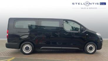 SPOTICAR Vauxhall Vivaro Life Vivaro-e Life 50kwh Combi Auto Lwb 5dr (9 Seat, 7.4kw Charger) Used Car - Commercial Vehicle Electric Black - Leicester - 1200561957_2