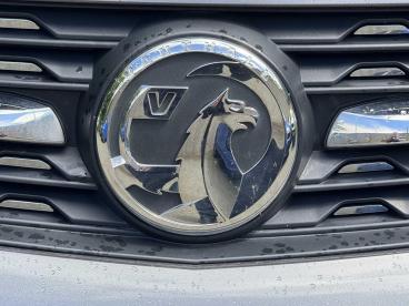 SPOTICAR Vauxhall Vivaro Life Vivaro-e Life 50kwh Ultimate Auto Lwb 5dr (8 Seat, 7.4kw Charger Used Car - Mpv Electric Grey - Colwyn Bay - 1200602928_5