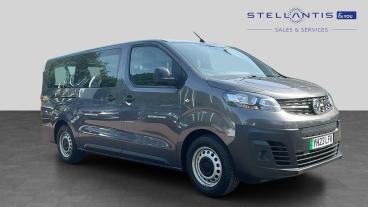 SPOTICAR Vauxhall Vivaro Life Vivaro-e Life 50kwh Combi Auto Lwb 5dr (9 Seat, 11kw Charger) Used Car - Commercial Vehicle Electric Grey - Leicester - 1200603595_1