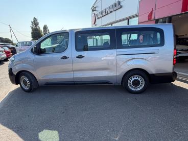 SPOTICAR Vauxhall Vivaro Life Vivaro-e Life 50kwh Combi Auto Lwb 5dr (9 Seat, 11kw Charger) Used Car - Commercial Vehicle Electric Grey - Boston - 1200609464_3