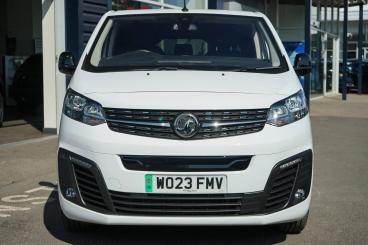 SPOTICAR Vauxhall Vivaro Life Vivaro-e Life 50kwh Ultimate Auto Lwb 5dr (8 Seat, 11kw Charger) Used Car - Mpv Electric White - Leamington - 1200622056_3