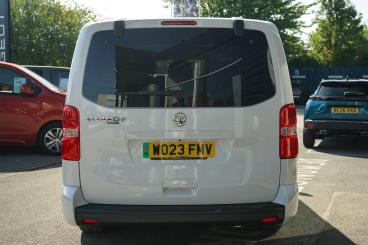 SPOTICAR Vauxhall Vivaro Life Vivaro-e Life 50kwh Ultimate Auto Lwb 5dr (8 Seat, 11kw Charger) Used Car - Mpv Electric White - Leamington - 1200622056_4