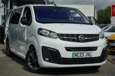 SPOTICAR Vauxhall Vivaro Life Vivaro-e Life 50kwh Ultimate Auto Lwb 5dr (8 Seat, 11kw Charger) Used Car - Mpv Electric White - Leamington - 1200631439_1
