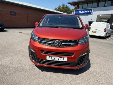 SPOTICAR Vauxhall Vivaro Life 2.0 Turbo D Elite M Auto Swb Euro 6 (s/s) 5dr (8 S Used Car - Mpv Diesel Red - Wantage - 1200605946_3