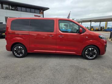 SPOTICAR Vauxhall Vivaro Life 2.0 Turbo D Elite M Auto Swb Euro 6 (s/s) 5dr (8 S Used Car - Mpv Diesel Red - Wantage - 1200608977_4