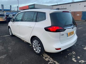 SPOTICAR Vauxhall Zafira Tourer 1.6 Cdti Ecoflex Tech Line Euro 6 (s/s) 5dr Used Car - Mpv Diesel White - Tiverton - 1200553229_5
