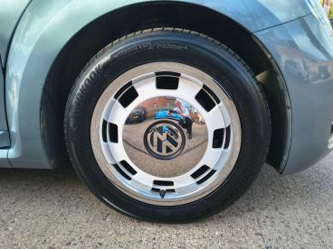 SPOTICAR Volkswagen New Beetle Beetle 1.2 Tsi Bluemotion Tech Design Dsg Euro 6 (s/s) 3d Used Car - Saloon Petrol Blue - Warwick - 1200537552_5