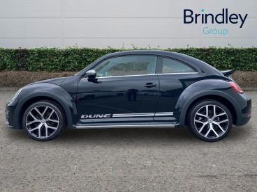 SPOTICAR Volkswagen New Beetle Beetle 2.0 Tdi Dune Euro 6 (s/s) 3dr Used Car - Saloon Diesel Black - Cannock - 1200594365_5