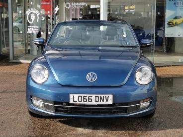 SPOTICAR Volkswagen New Beetle Beetle 1.2 Tsi Bluemotion Tech Design Cabriolet Dsg Euro Used Car - Saloon Petrol Blue - Hemel Hempstead - 1200629968_2