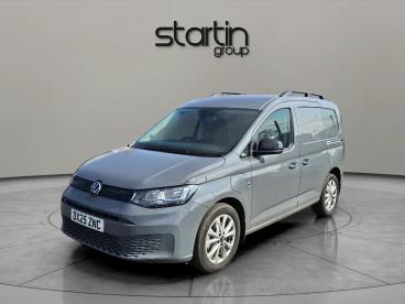 SPOTICAR Volkswagen Caddy 1.5 Tsi Ehybrid C20 19.7kwh Commerce Pro Dsg Swb E Used Car - Commercial Vehicle Plug-in Hybrid  - Redditch - 1200582698_3