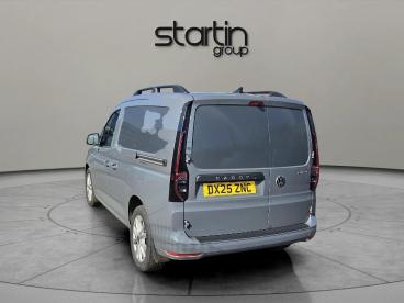 SPOTICAR Volkswagen Caddy 1.5 Tsi Ehybrid C20 19.7kwh Commerce Pro Dsg Swb E Used Car - Commercial Vehicle Plug-in Hybrid  - Redditch - 1200582698_5