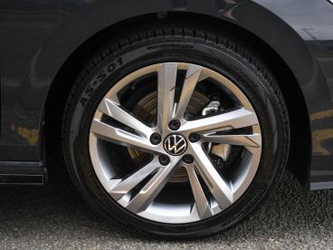 SPOTICAR Volkswagen Golf 1.5 Tsi R-line Euro 6 (s/s) 5dr Used Car - Saloon Petrol Grey - Nuneaton - 1200529277_5