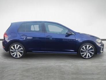 SPOTICAR Volkswagen Golf 1.4 Tsi 8.7kwh Gte Advance Dsg Euro 6 (s/s) 5dr Used Car - Saloon Plug-in Hybrid Blue - Stockton On Tees - 1200571298_2