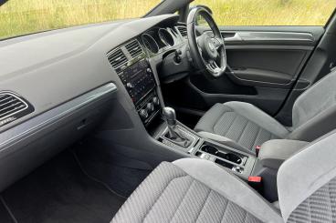 SPOTICAR Volkswagen Golf 1.5 Tsi Evo R-line Edition Dsg Euro 6 (s/s) 5dr Used Car - Saloon Petrol Grey - Bridgend - 1200578372_2