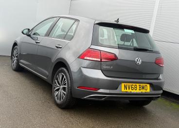 SPOTICAR Volkswagen Golf 1.6 Tdi Se Nav Dsg Euro 6 (s/s) 5dr Used Car - Saloon Diesel Grey - Darlington - 1200578549_3