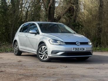 SPOTICAR Volkswagen Golf 1.5 Tsi Evo Match Edition Dsg Euro 6 (s/s) 5dr Used Car - Saloon Petrol Silver - Abergavenny - 1200583135_1