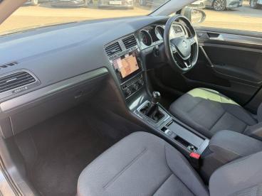 SPOTICAR Volkswagen Golf 1.0 Tsi Match Edition Euro 6 (s/s) 5dr Used Car - Saloon Petrol Grey - Billinghay - 1200594752_4