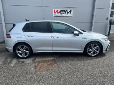 SPOTICAR Volkswagen Golf 1.5 Etsi Mhev R-line Dsg Euro 6 (s/s) 5dr Used Car - Saloon Hybrid Silver - Bodmin - 1200605524_4