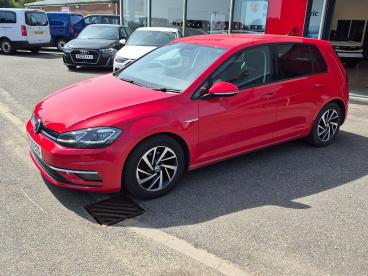 SPOTICAR Volkswagen Golf 1.5 Tsi Evo Match Edition Euro 6 (s/s) 5dr Used Car - Saloon Petrol Red - Boston - 1200612917_3