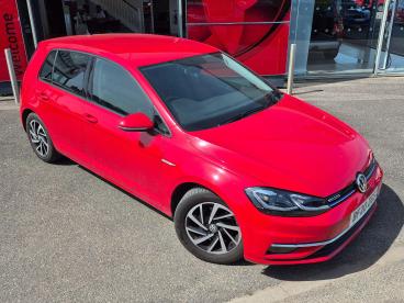 SPOTICAR Volkswagen Golf 1.5 Tsi Evo Match Edition Euro 6 (s/s) 5dr Used Car - Saloon Petrol Red - Boston - 1200612917_5