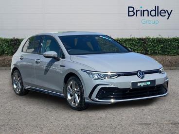 SPOTICAR Volkswagen Golf 1.5 Etsi Mhev R-line Dsg Euro 6 (s/s) 5dr Used Car - Saloon Hybrid Grey - Cannock - 1200628459_1
