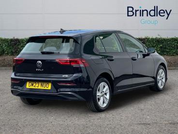 SPOTICAR Volkswagen Golf 1.5 Etsi Mhev Life Dsg Euro 6 (s/s) 5dr Used Car - Saloon Hybrid Black - Cannock - 1200629489_4